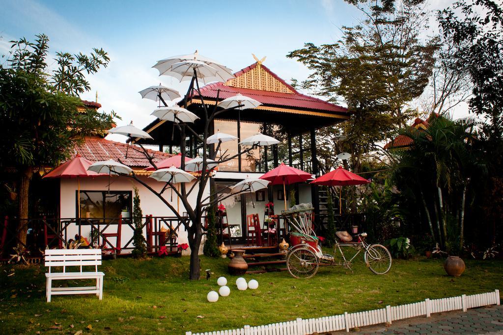 Baan Puang Petch Hotel Чиангмай Екстериор снимка