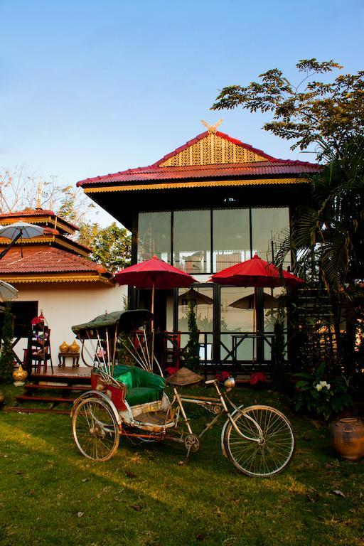 Baan Puang Petch Hotel Чиангмай Екстериор снимка