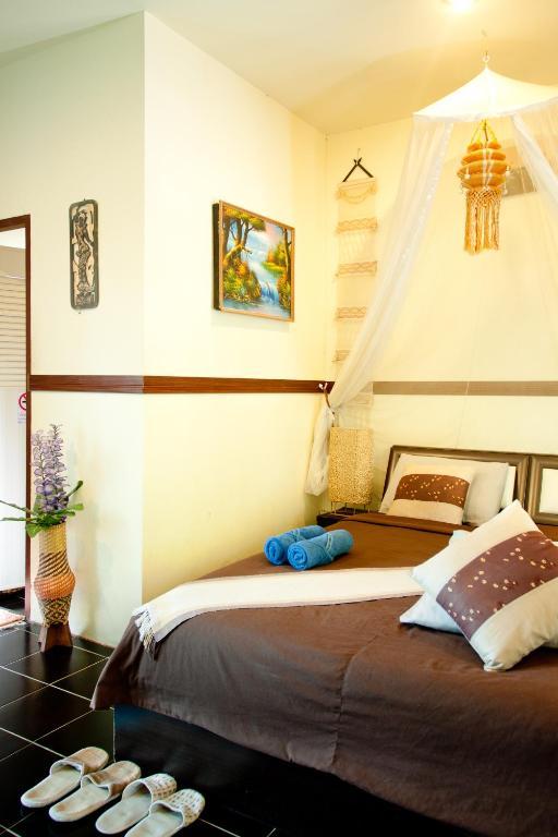 Baan Puang Petch Hotel Чиангмай Стая снимка